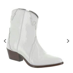 Free People New Frontier Western Boot Women 9.5 white patent leather